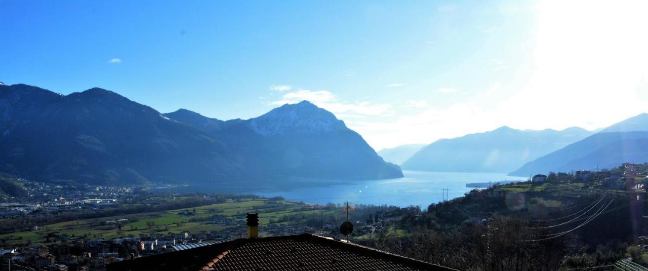 A. F.Antastic V.Iew Villa Costa Volpino Exteriör bild