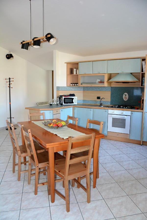 A. F.Antastic V.Iew Villa Costa Volpino Exteriör bild
